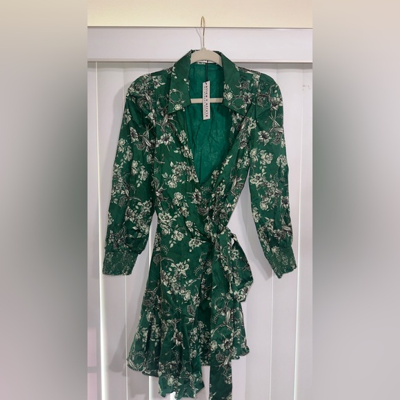 Alice + Olivia Alisa Floral Print Long Sleeve Wrap Dress in Central Park at Nordstrom, Size 6 Alice + Olivia Alisa Floral Print Long Sleeve Wrap Dress in Central Park at Nordstrom, Size 6